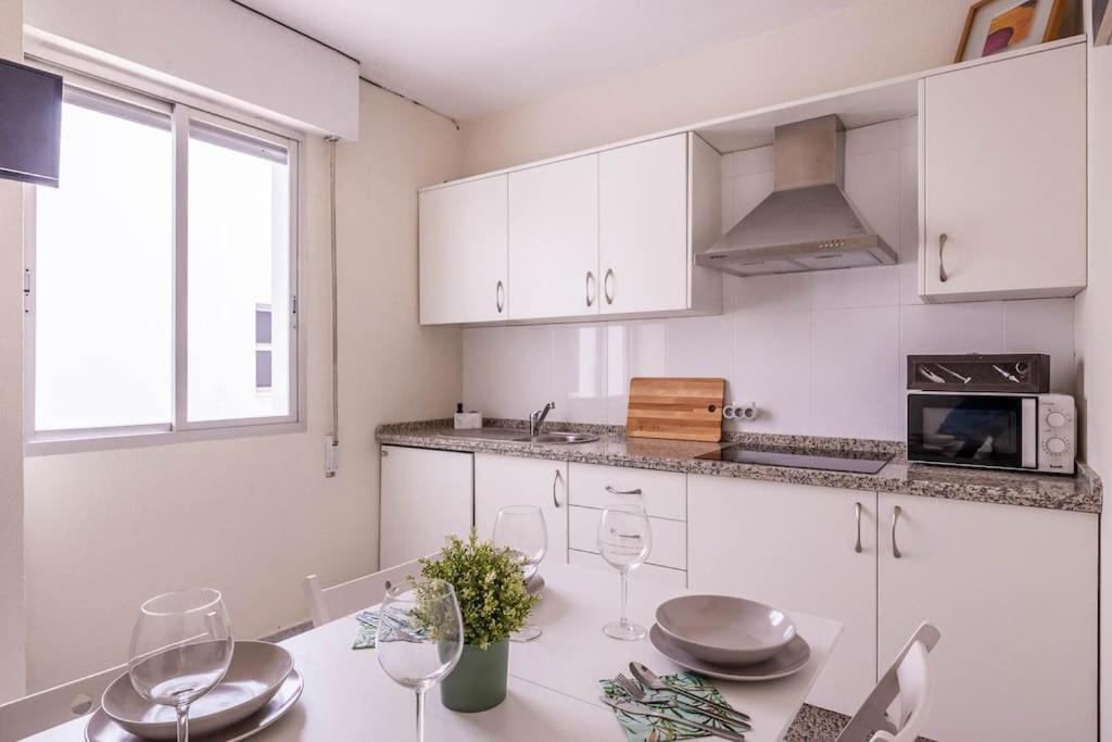 Apartamento Ronda De Triana 45 Sevilla Eksteriør bilde