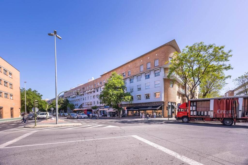Apartamento Ronda De Triana 45 Sevilla Eksteriør bilde