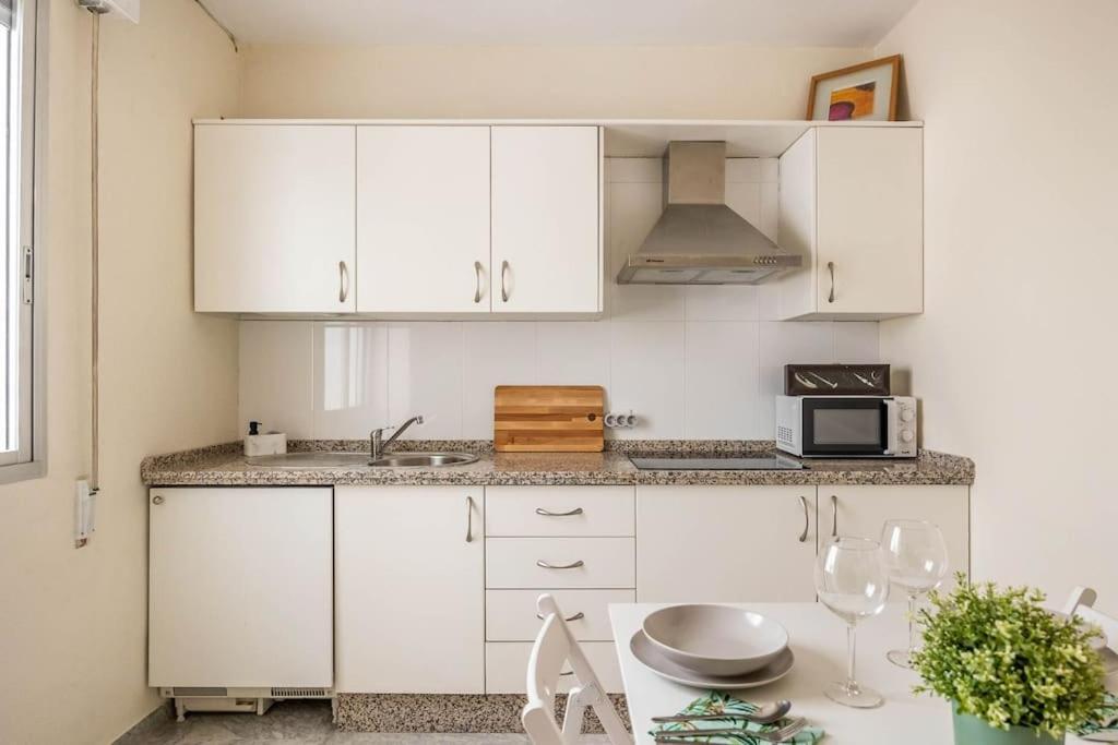 Apartamento Ronda De Triana 45 Sevilla Eksteriør bilde
