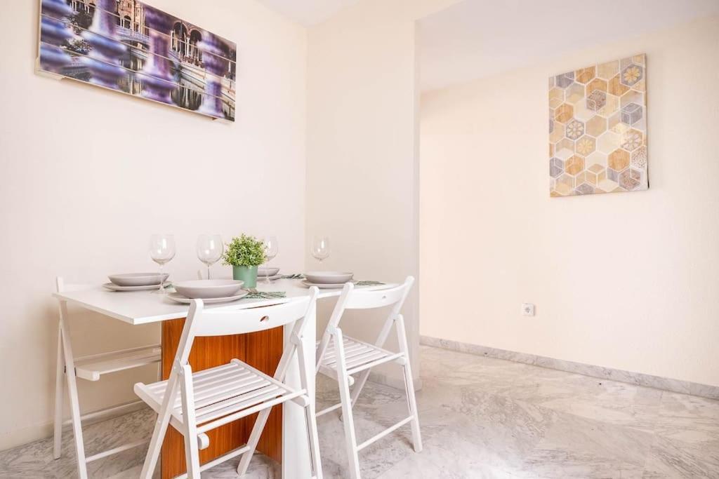 Apartamento Ronda De Triana 45 Sevilla Eksteriør bilde