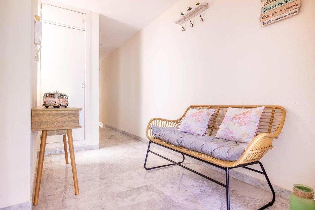 Apartamento Ronda De Triana 45 Sevilla Eksteriør bilde